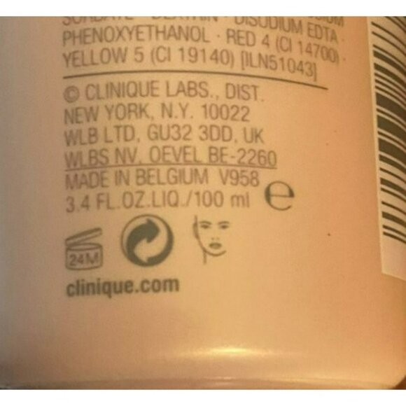 Clinique Moisture Surge Overnight Mask 3.4 Fl oz and 1 Fl Oz and 2 others - Picture 4 of 14